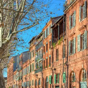 Appartement Place De La Daurade Capitole Esquirole-wifi-calme
