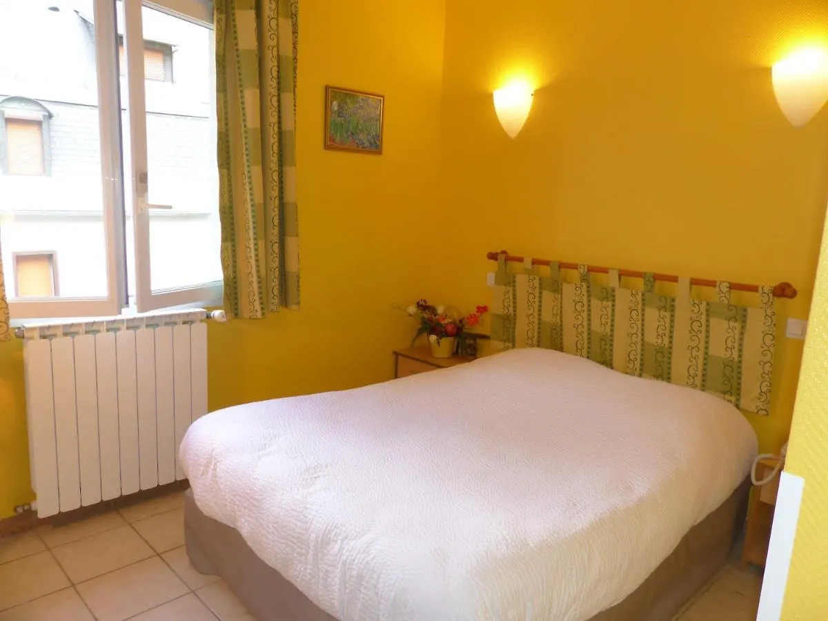 Hotel Logis Auberge De L'Isard Saint-Lary