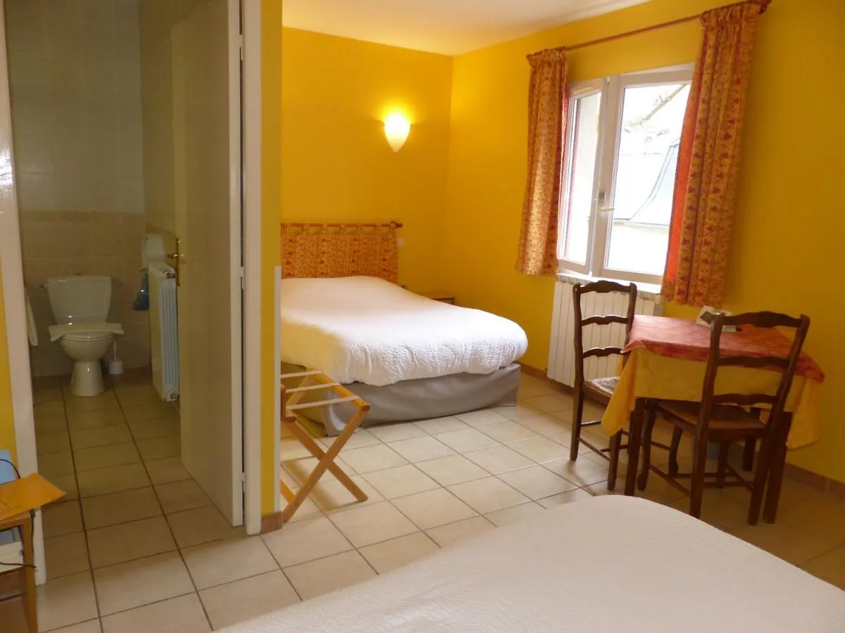 Hotel Logis Auberge De L'Isard Saint-Lary   Saint-Lary (Ariege)