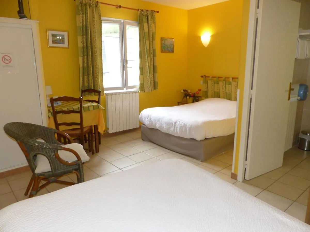 Hotel Logis Auberge De L'Isard Saint-Lary